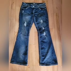 Womens Almost Famous jeans sz 13